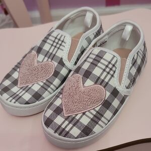 π5/$20π Plaid Slip-On Kids Shoes with Pink Heart